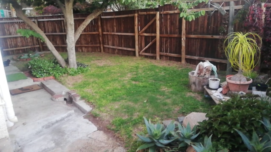 To Let 1 Bedroom Property for Rent in Millard Grange Eastern Cape